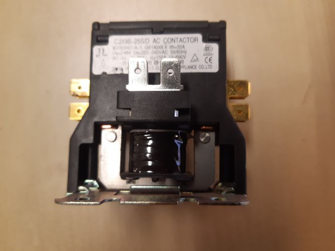 Hovedbilde Varmepumpe HPRAE50-100 - Kontaktor (37)           ...