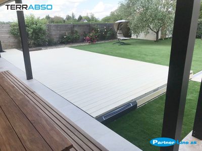 Skyvbart terrassedekke / rulledekke til basseng og massasjebad