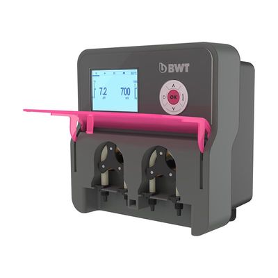BWT Manager Connect Duo pH/Fri-klor/ORP Redox montert på panel